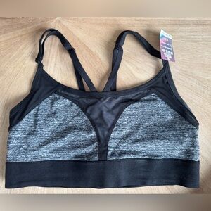 NWT PINK sports Bra